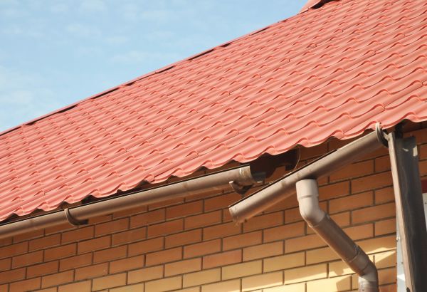 Loose Gutter Repair in Bolingbrook
