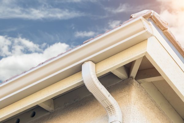 Seamless Gutter Replacement in Bolingbrook