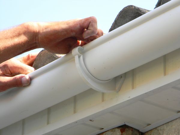Plastic Gutter Repair in Bolingbrook